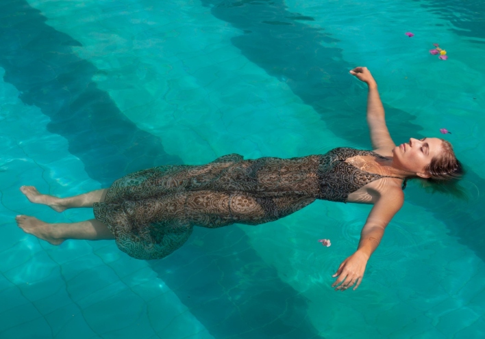 «Phantom Water», το photobook του Παύλου Λάζου για την ανυδρη Σίφνο