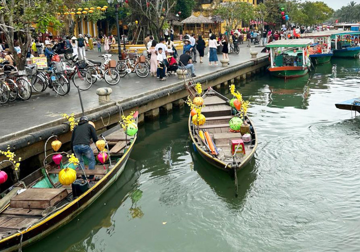 Βιετνάμ: Ταξιδεύοντας στη αρχαία πόλη Χόι Αν