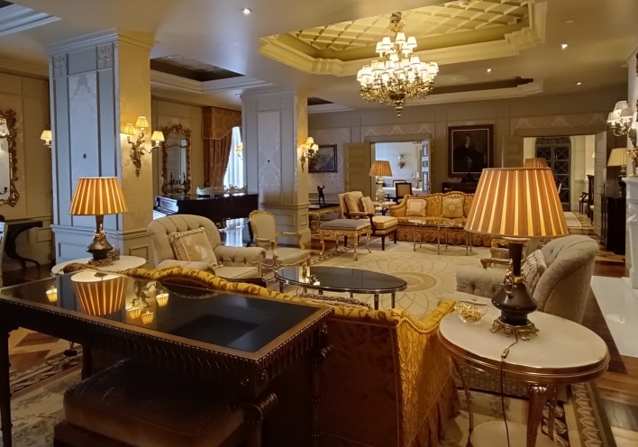 Πριβέ ξενάγηση στο ξενοδοχείο της Μεγάλης Βρετανίας