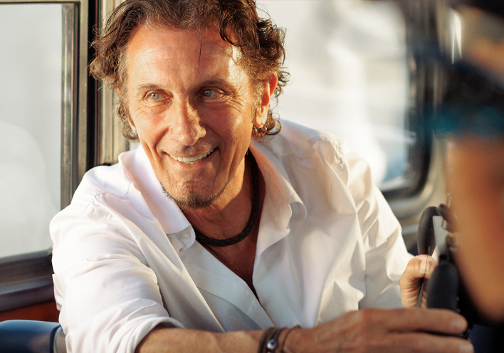 Patrick Tatopoulos: O άνθρωπος πίσω από τα blockbusters του Χόλιγουντ μιλάει στην Athens Voice