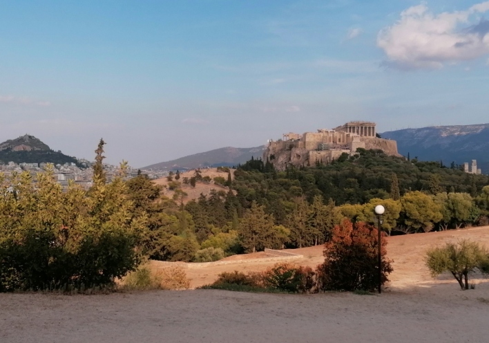 Το Αναπαυτήριο του Πικιώνη και ο Λόφος του Φιλοπάππου