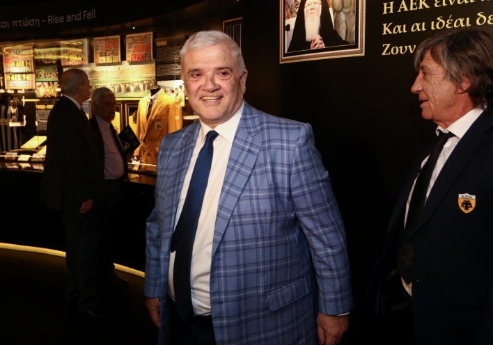 Μελισσανίδης: Δωρικός, νέτος, σκέτος