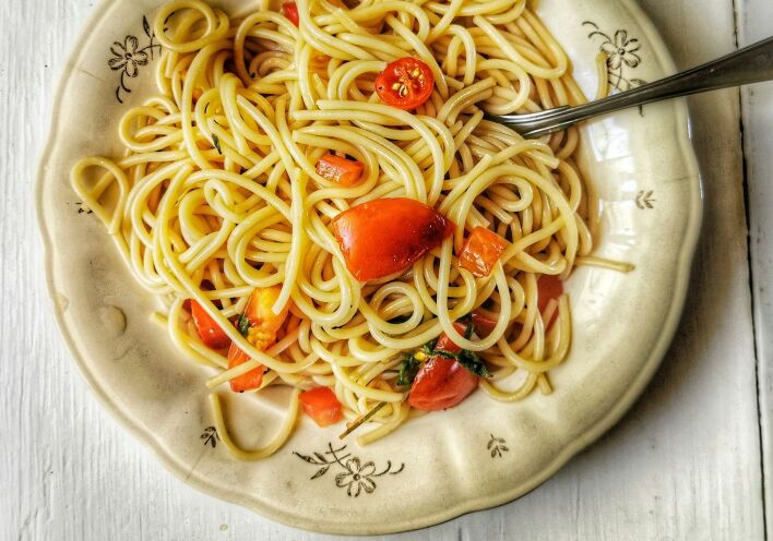 9 εύκολες και γρήγορες μακαρονάδες για το καλοκαίρι