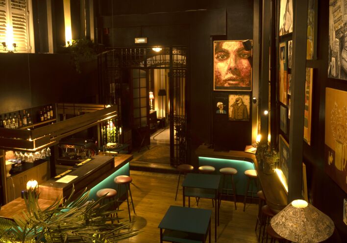 17 στέκια ιδανικά για πριν ή μετά το θέατρο