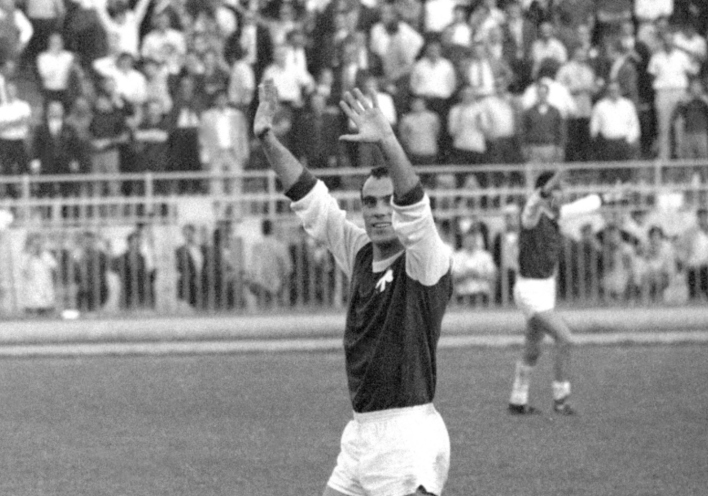 Μίμης Δομάζος: Ο Στρατηγός του ελληνικού ποδοσφαίρου