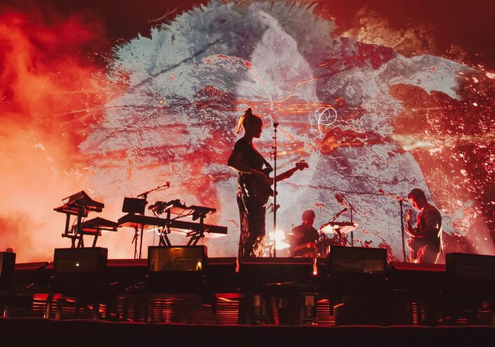 Release Athens 2025: Ανταπόκριση - φωτορεπορτάζ από τις εμφανίσεις των London Grammar, Aurora και Klangphonics στην Πλατεία Νερού