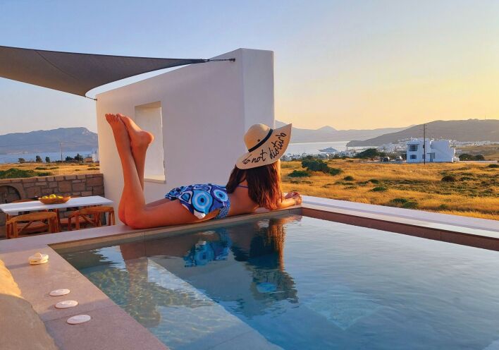 5 χρήσιμες διευθύνσεις για τις διακοπές σου στη Μήλο