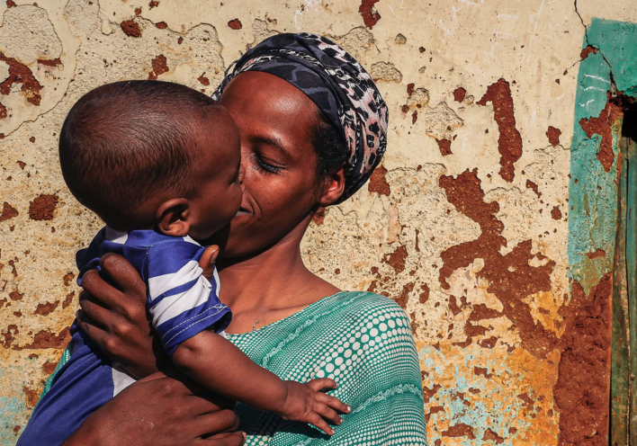 Andrea Torrei: Μια φωτογραφική ματιά στην κοινωνία, τη δύναμη της ανθρωπότητας και την ποίηση του δρόμου