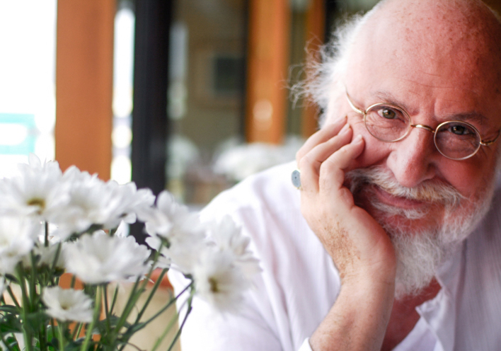 Ο Διονύσης Σαββόπουλος φωτογραφημένος από την Ολυμπία Κρασάγακη