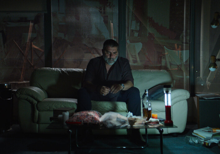 Ο Βασίλης Μπισμπίκης στη «Σπασμένη φλέβα» του Γιάννη Οικονομίδη