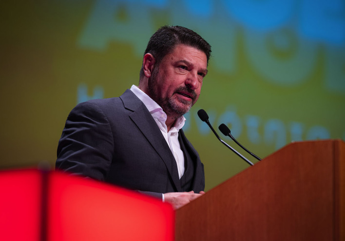 Ο χαιρετισμός του Νίκου Χαρδαλιά στο 2ο Forum της ATHENS VOICE