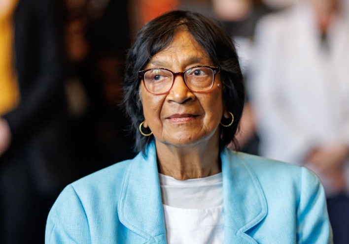 Tο Νόμπελ Ειρήνης της Navi Pillay: η Γάζα, οι κατηγορίες γενοκτονίας και τα όρια ανάμεσα στο διεθνές δίκαιο και την πολιτική στάση.