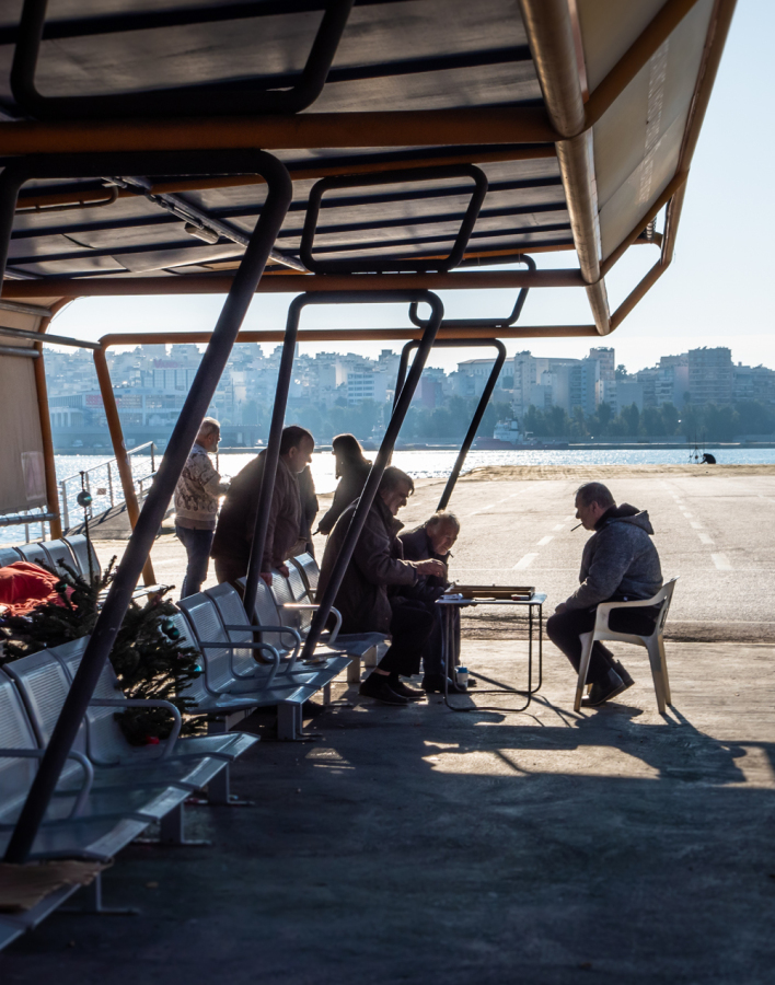 ATHENS VOICE COVER 855 © Constantin Pittas