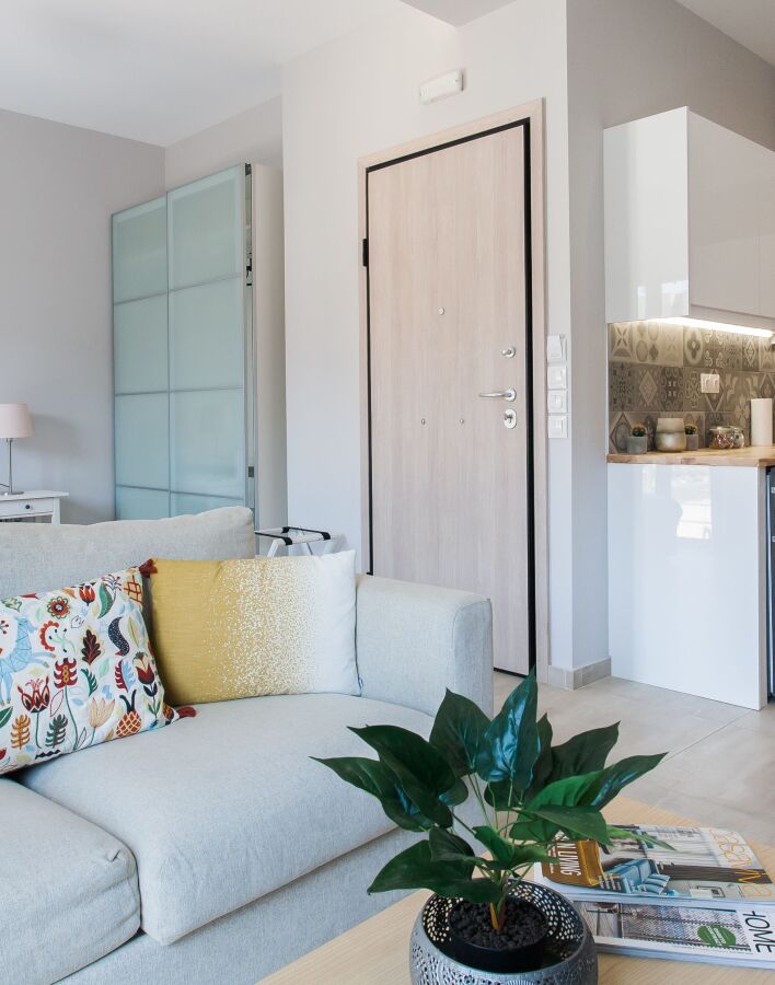 Οmnia Pagrati Apartments by kimon Erikat