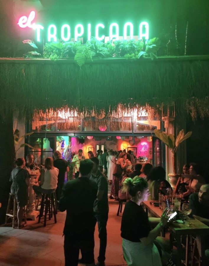 El Tropicana