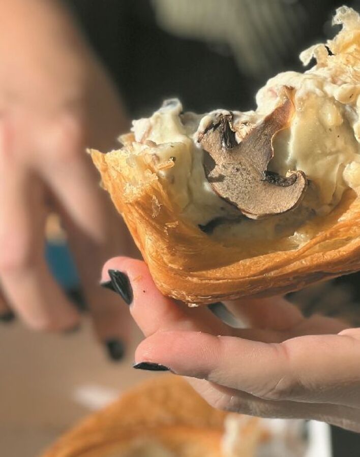 Flaked Croissanterie