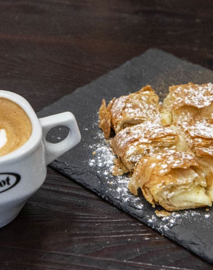 Μπουγάτσα Lab