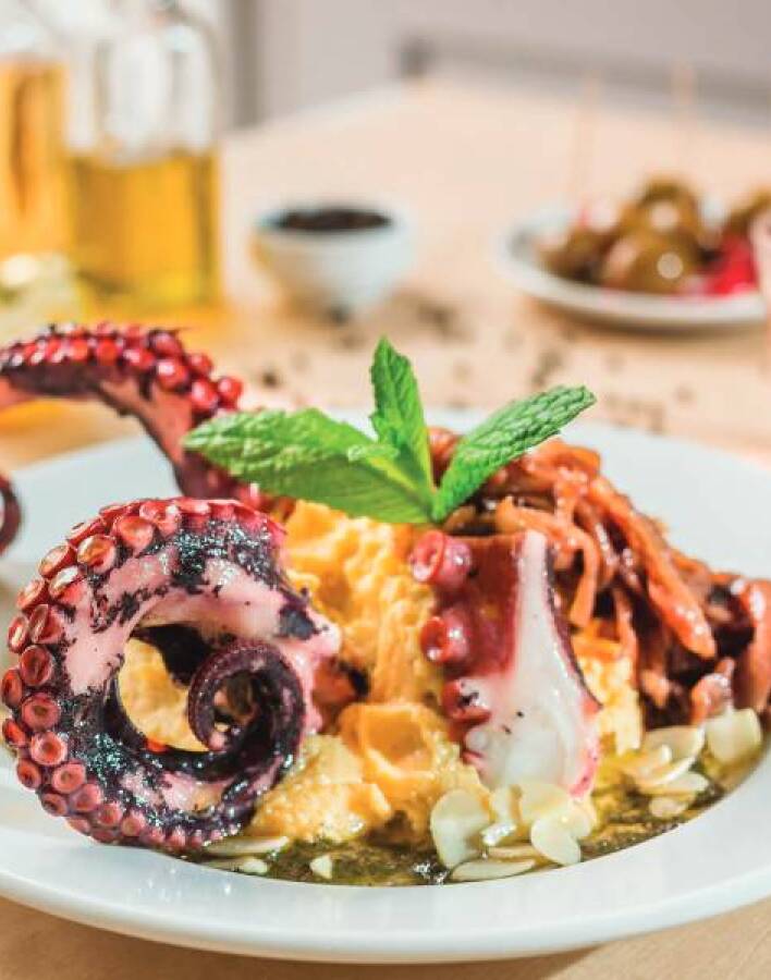 Λεμονανθός: Παραδοσιακές ελληνικές γεύσεις