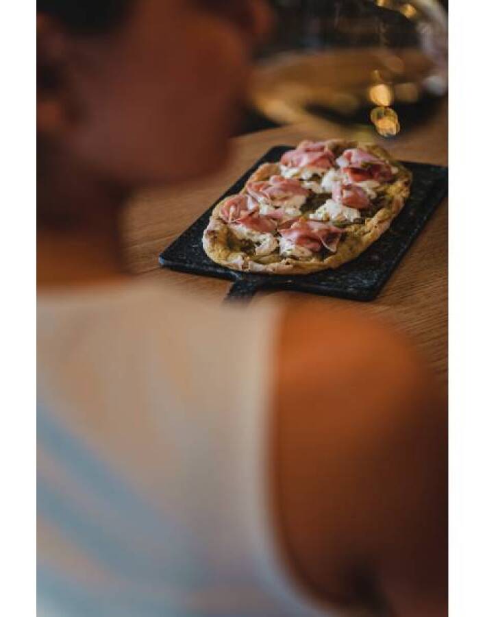 ΚΥΨΕli: Το ανατρεπτικό all day στέκι στα Μελίσσια για εξαιρετικό φαγητό και συναρπαστικά cocktails