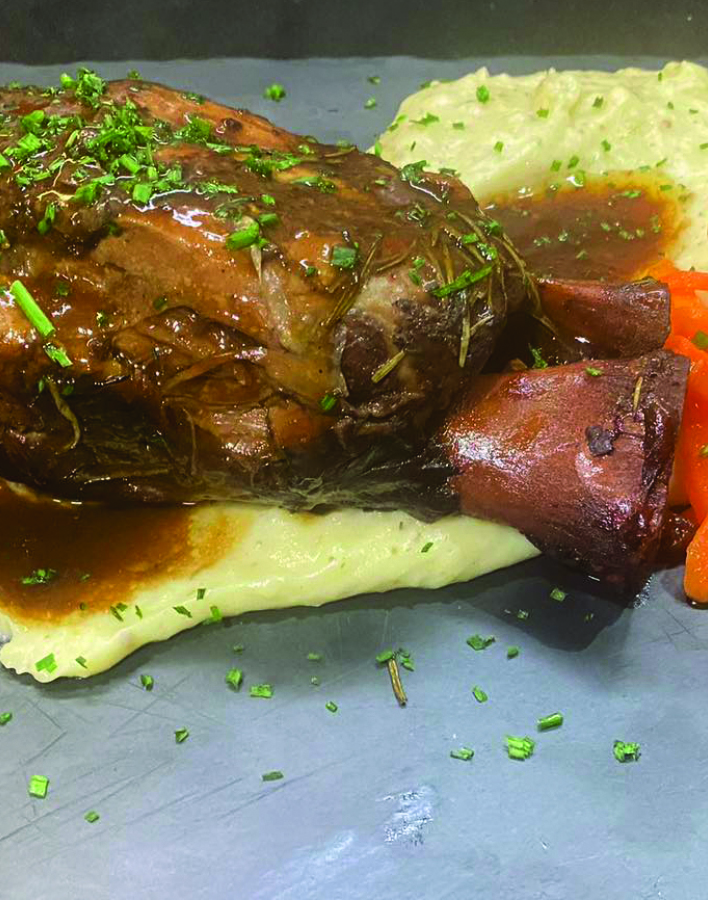 Τσικουδιά: Η κρητική κουζίνα στα καλύτερά της