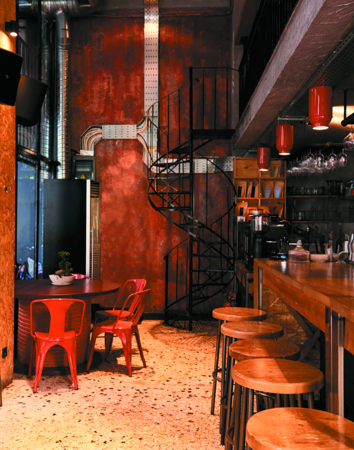 Warehouse: Γενέθλια 10 χρόνων για το αγαπημένο στέκι