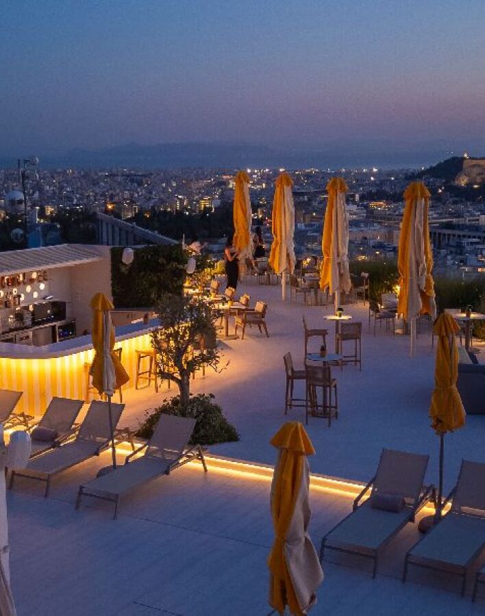 Vertigo Pool & Sunset bar