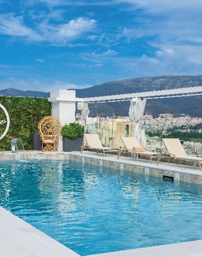 Vertigo Pool & Sunset Bar