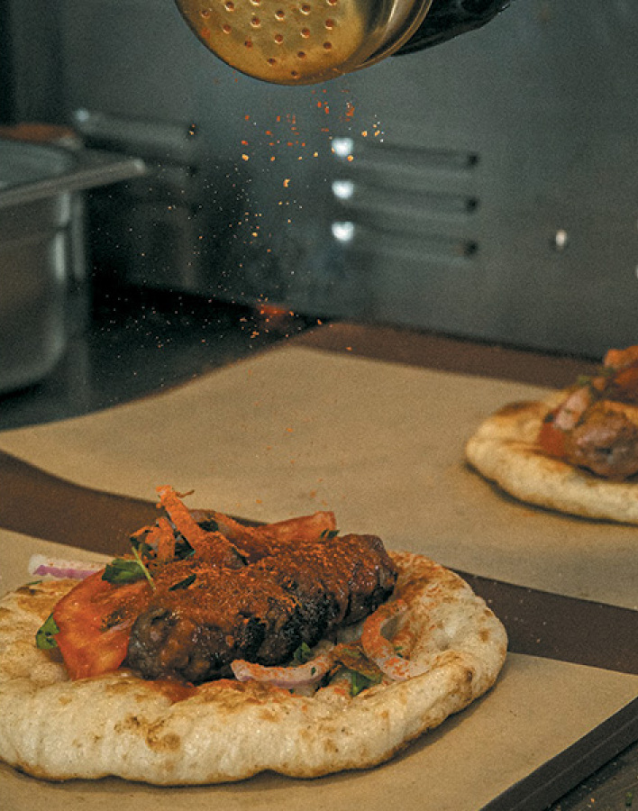 Νικαράγουα: Το νέο στέκι για πεντανόστιμο old school σουβλάκι στον Πειραιά