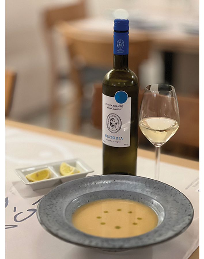 Αλάτι: Η μοντέρνα ψαροταβέρνα της Χαλκίδας