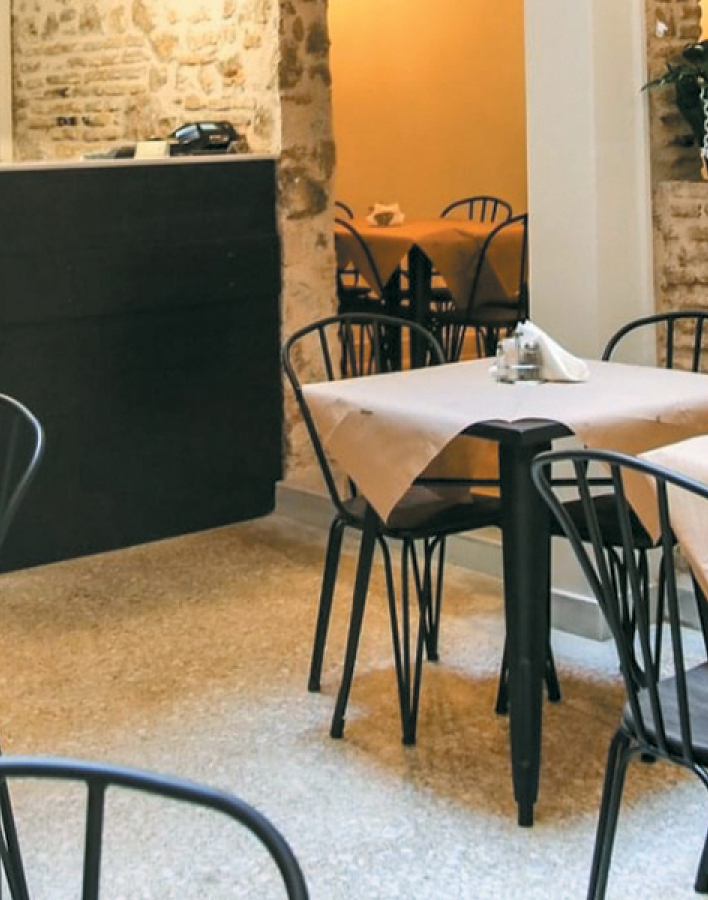 Το τριαντάφυλλο της νοστιμιάς: Το δημοφιλές μεζεδοπωλείο της Λέκκα