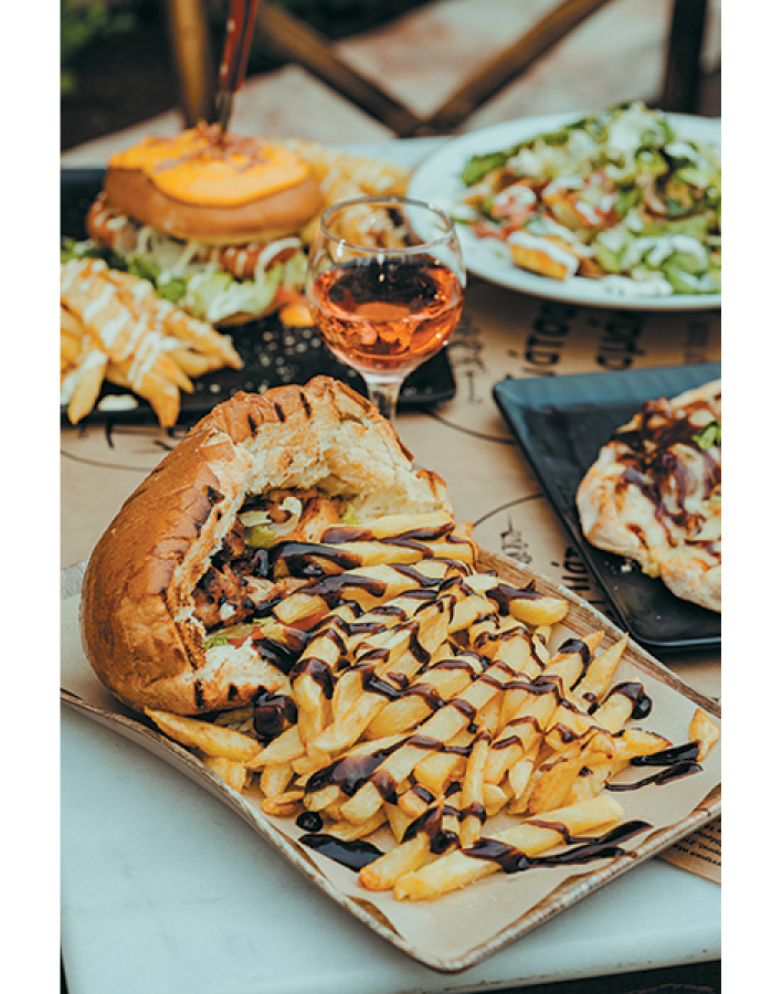 Πιάτσα Καλαμάκι: Το σουβλάκι όπως το ονειρεύτηκες!