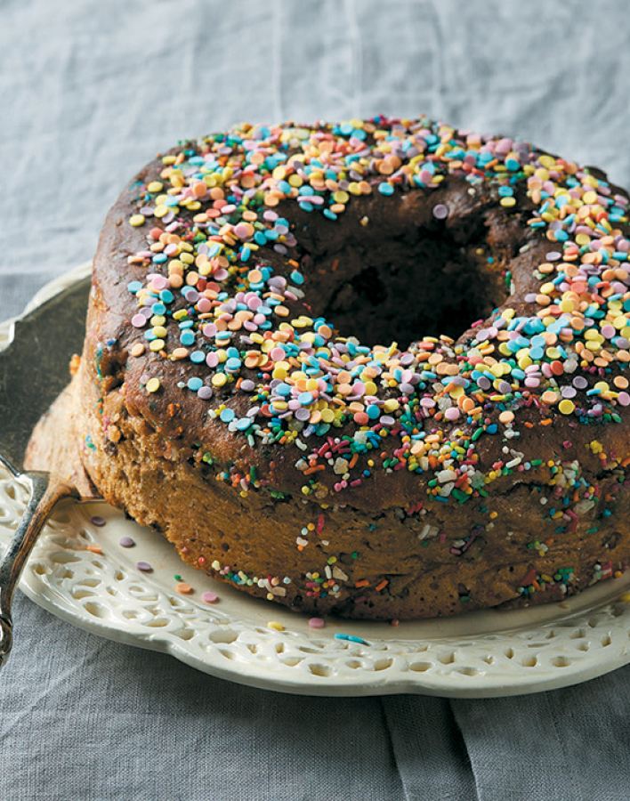 Ρεμούνδος: Ένας φούρνος με ιστορία και πεντανόστιμα γιορτινά καλούδια στην Κυψέλη