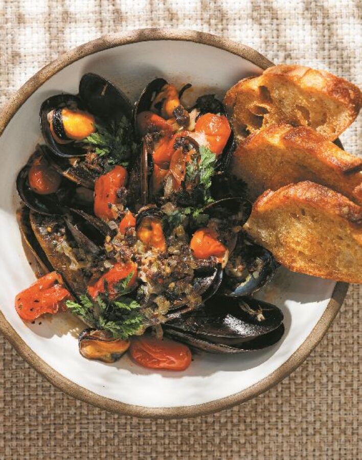 Cinapos: Η νόστιμη ελληνική κουζίνα του Πάνου Ιωαννίδη