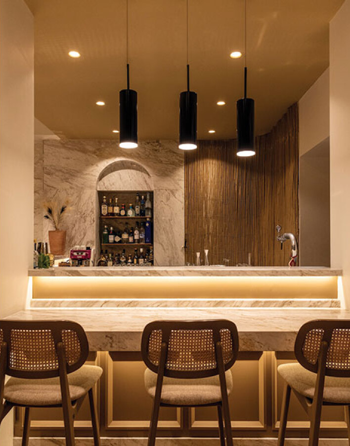 ΦΙΣ Fish & Drinks