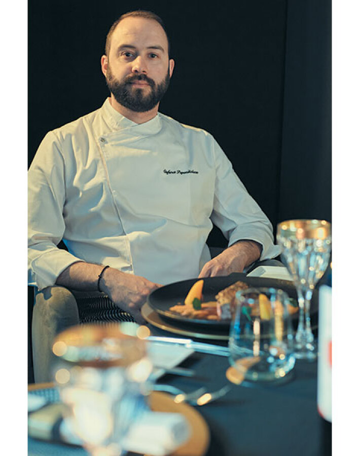 La Suite lounge στον 6ο όροφο του St. George Lycabettus