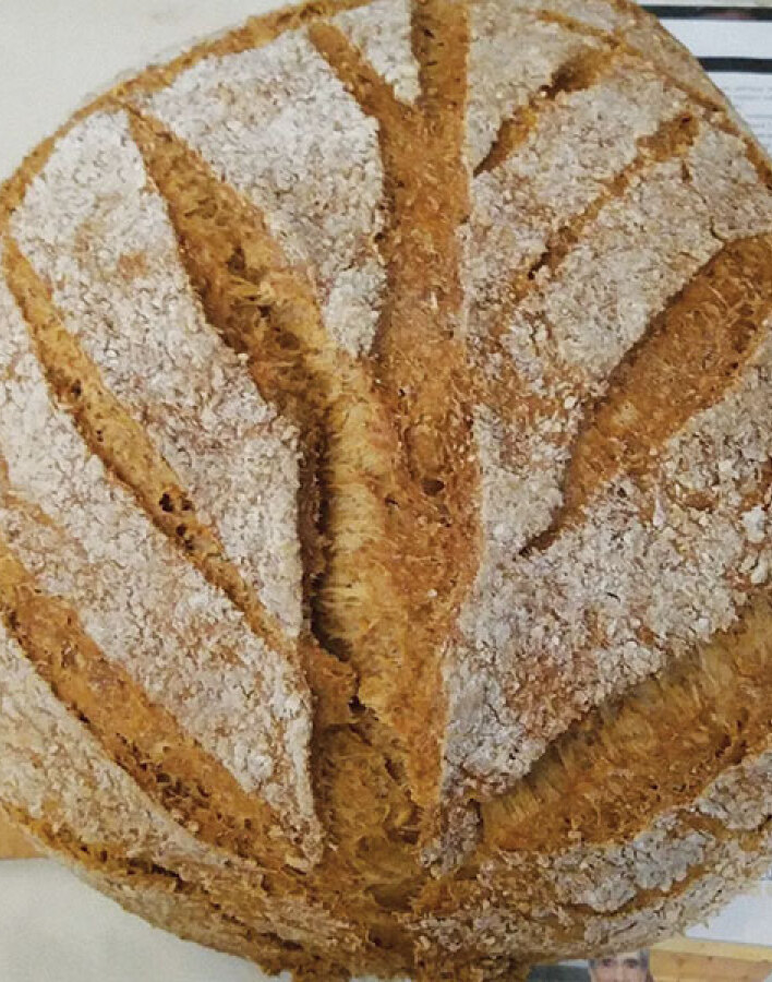 Πνύκα: Η παράδοση του ελληνικού ψωμιού μέσα από τρεις γενιές