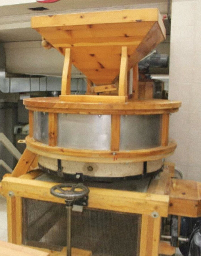 Πνύκα: Η παράδοση του ελληνικού ψωμιού μέσα από τρεις γενιές