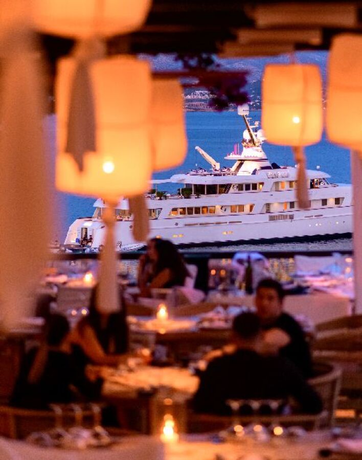 Island Club & Restaurant