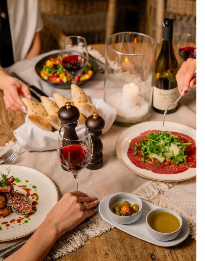 Island Club & Restaurant