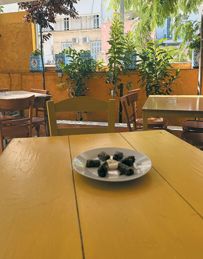 Ταβέρνα Η Λεύκα