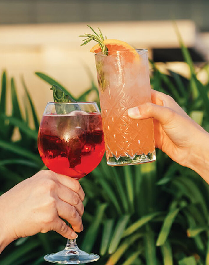 Point A: Dining & cocktails κάτω από την Ακρόπολη