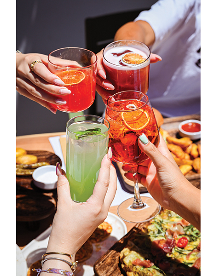 Morenita All Day Bar