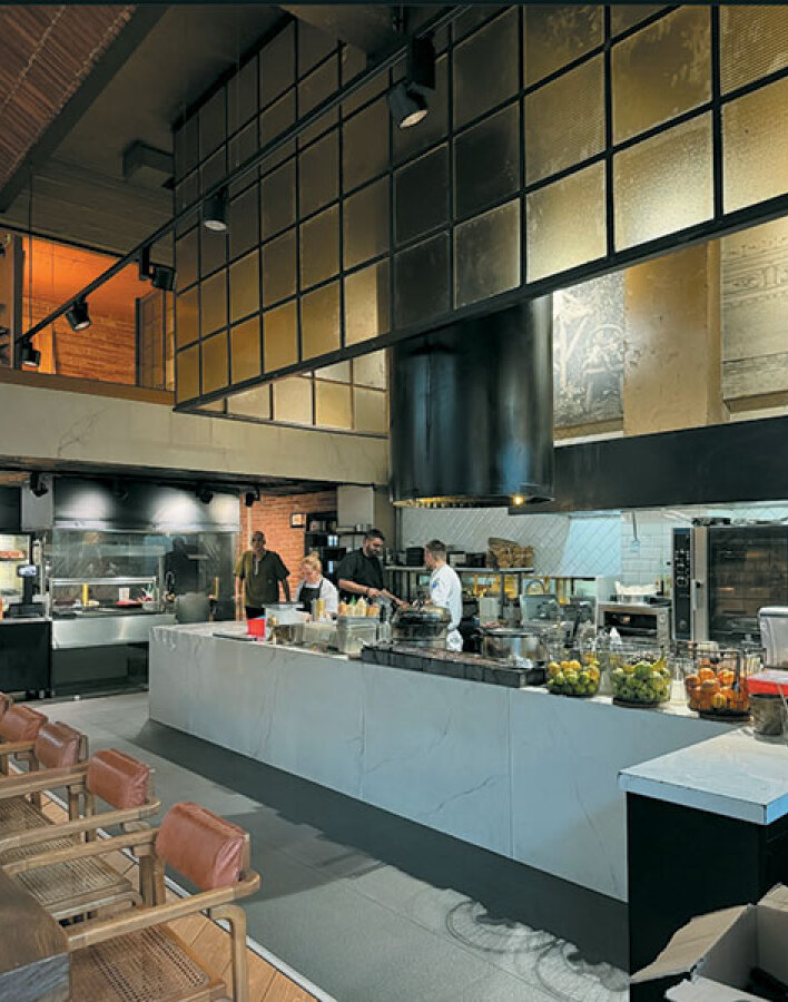 Λεύκες on the Side