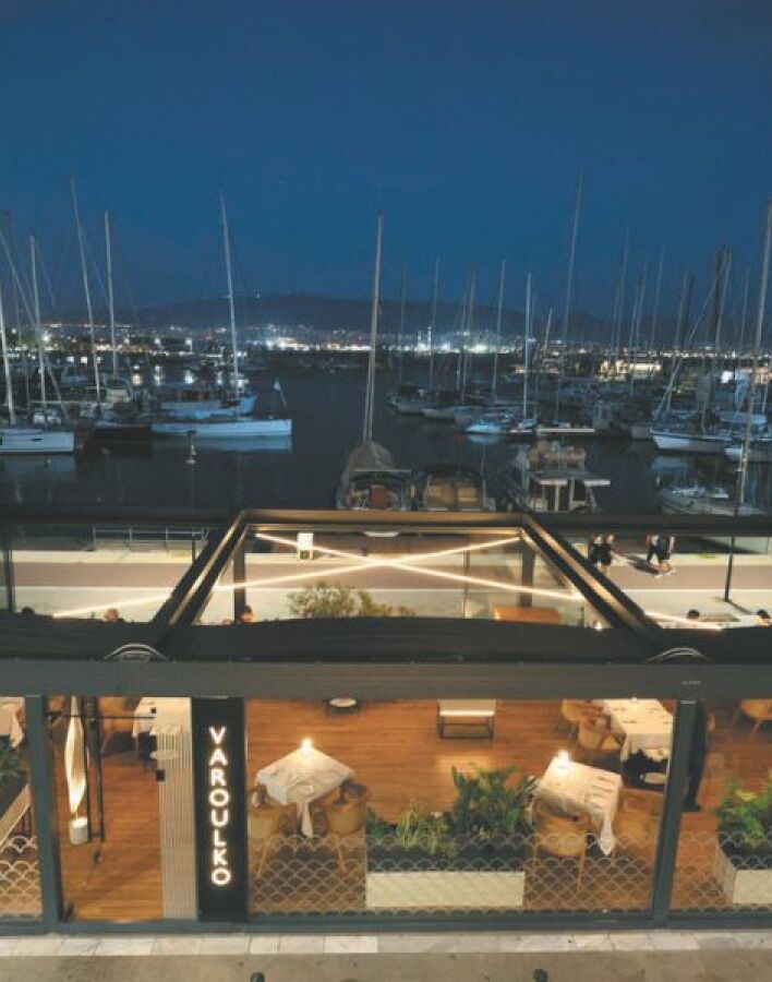 Varoulko Seaside: Τα καλύτερα της θάλασσας από τα χέρια του Λευτέρη Λαζάρου 