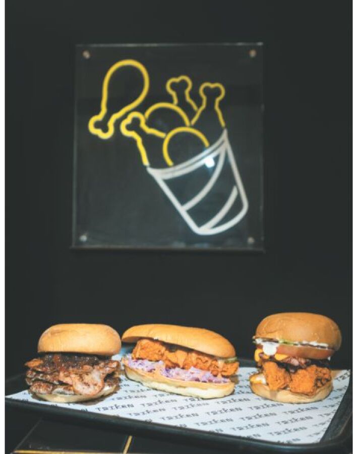 Τσίκεν The Van