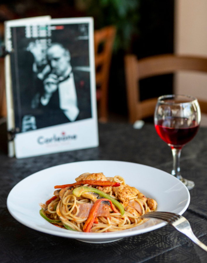 Don Corleone: Πίτσα στον ξυλόφουρνο από τον… «Νονό»