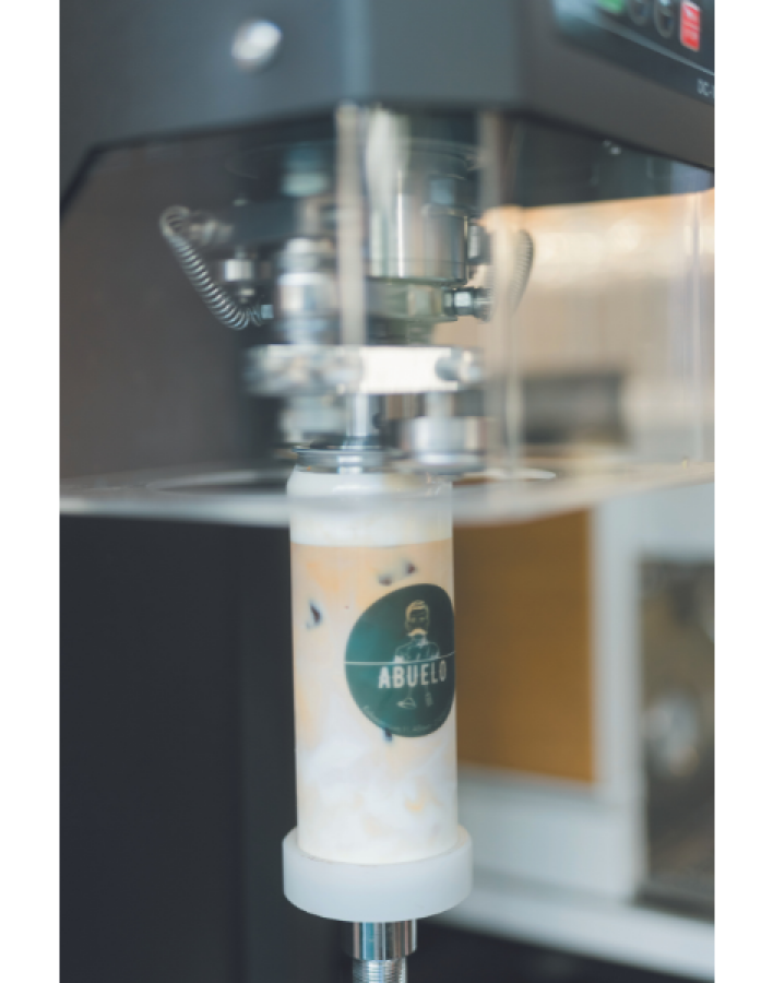 Abuelo: Το hot spot της πόλης για premium street food τώρα και στο Παγκράτι