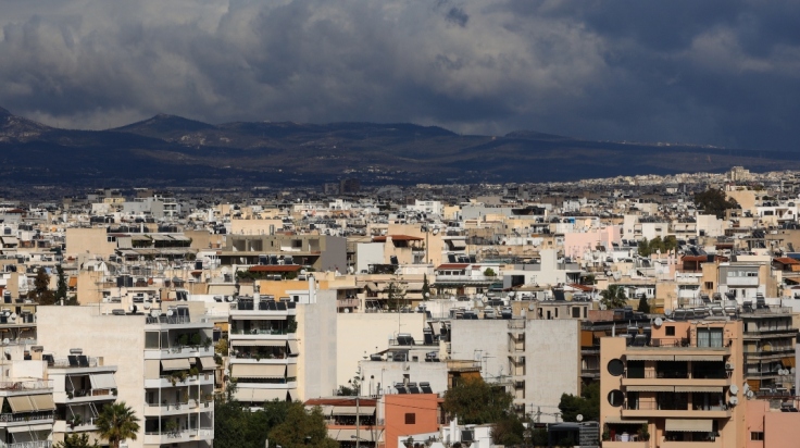 Πολυκατοικίες, ουρανος, συννεφα