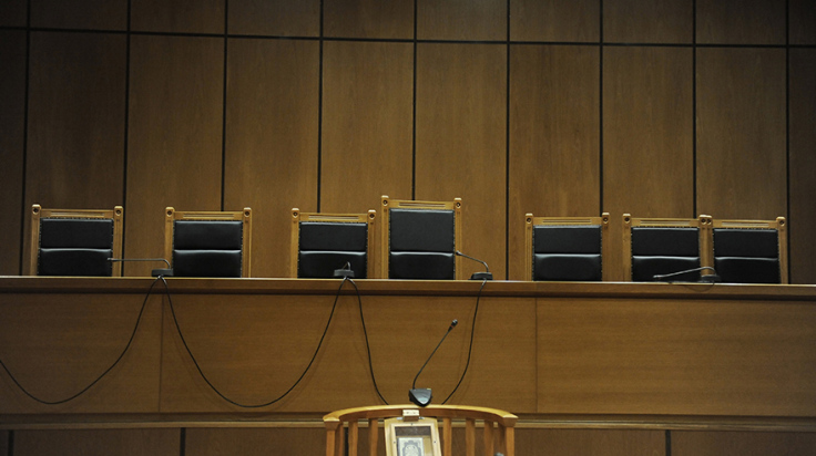 Αθώος δηλώνει ο λέκτορας για τη διπλή δολοφονία με το αρσενικό