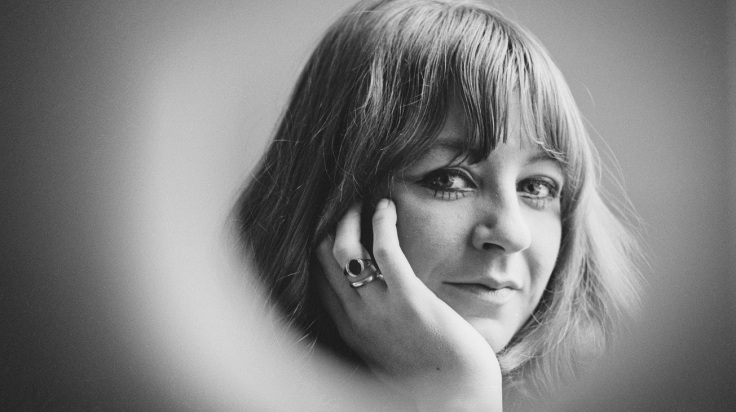 Αφιέρωμα Christine McVie: Η τραγουδίστρια των Fleetwood Mac, έφυγε από τη ζωή σε ηλικία 79 ετών - Ο ρόλος της στο συγκρότημα, οι σχέσεις της με τα μέλη της μπάντας, η καλλιτεχνική έκφραση μέσα από τα τραγούδια.